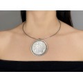 Choker din argint accesorizat cu o veche amuletă Feng Shui  | Fu - Binecuvântare 