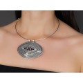 Colier choker accesorizat cu o impresionantă amuletă etnică kazakh din argint și carneol natural 